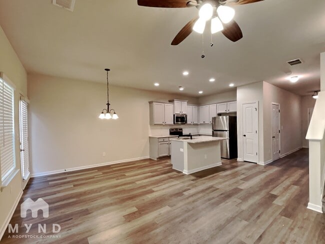 Photo - 6063 Oak Bend Ct