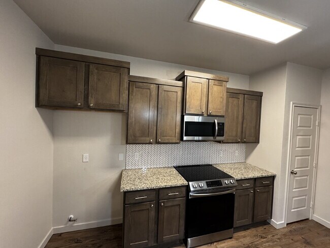 Photo - Townhome Located South Of Town Near Cooper...