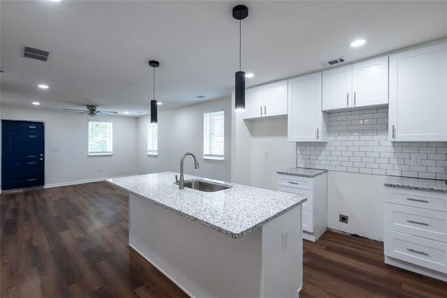 Photo - 450 Paines Ave NW