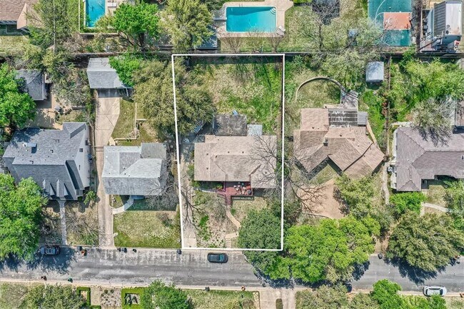 Photo - 2307 Tower Dr