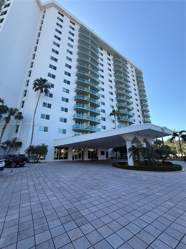 Photo - 19380 Collins Ave Unit 403