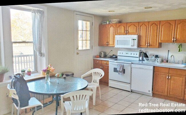 Photo - 154 Harvard St