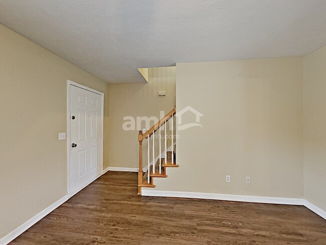 Photo - 1124 Benton Mason Dr