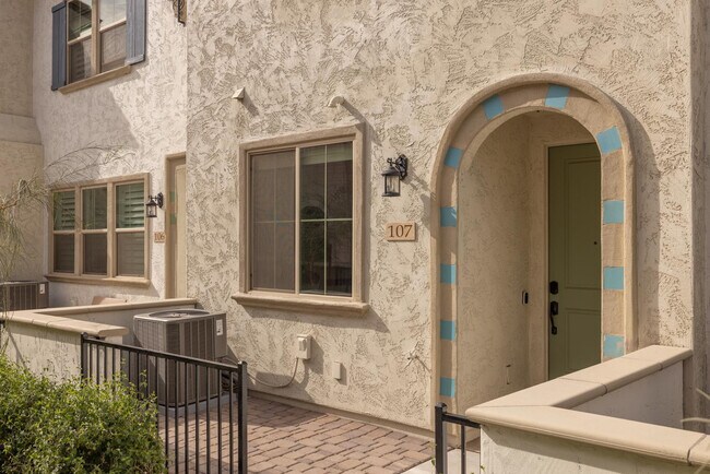 Photo - 2629 S Equestrian Dr