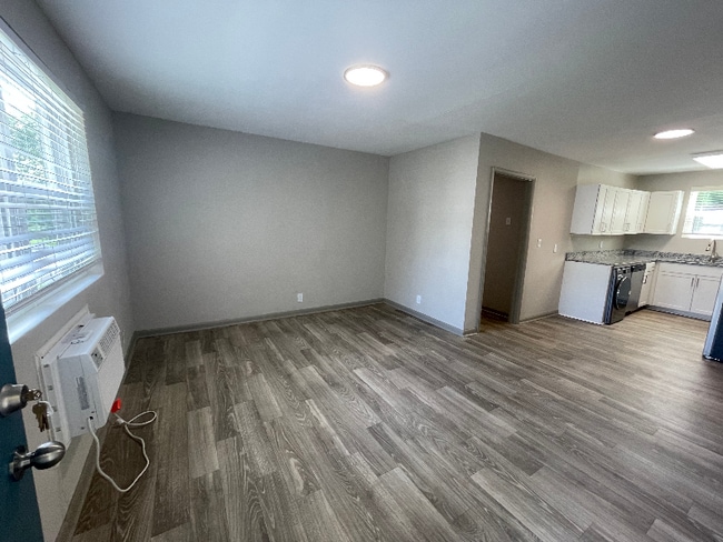 Photo - 1106 W 7th St Apartamento Unidad 1