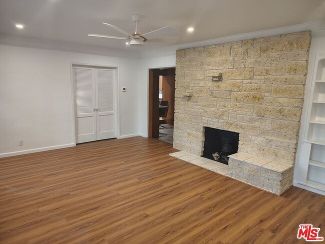 Photo - 5446 Angeles Vista Blvd