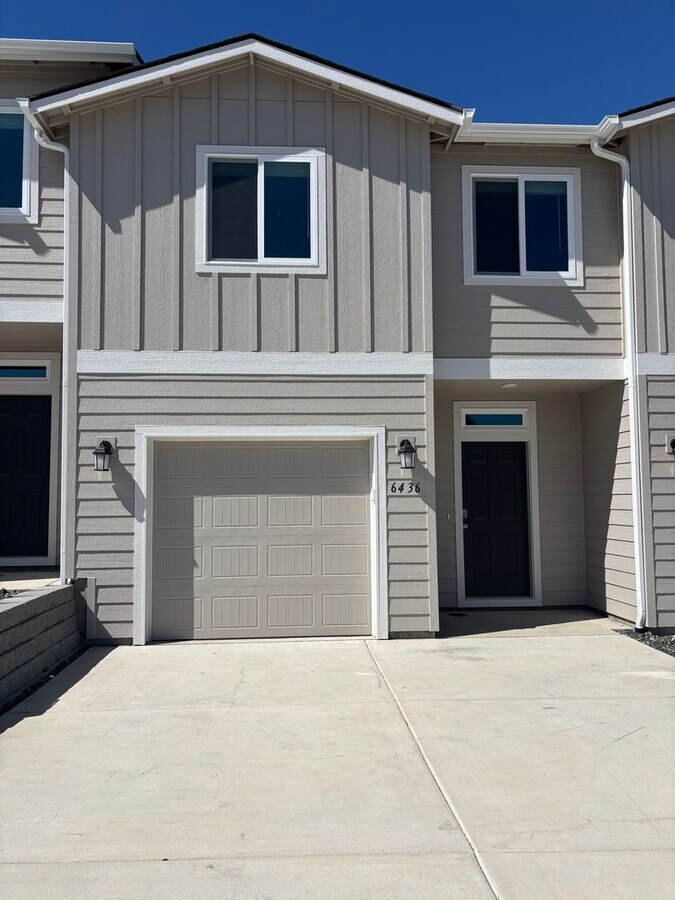 Brand New Townhome! - Brand New Townhome!