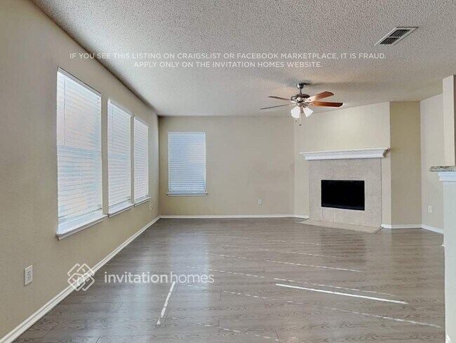 Photo - 2517 Buffalo Run