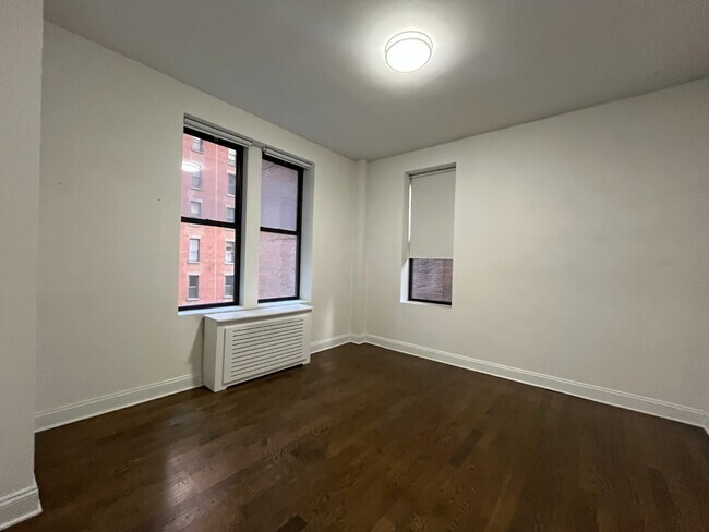 Photo - 200 W 58th St Unit 8D