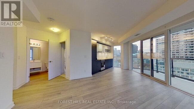 Photo - 159 Wellesley St E Unit 1403