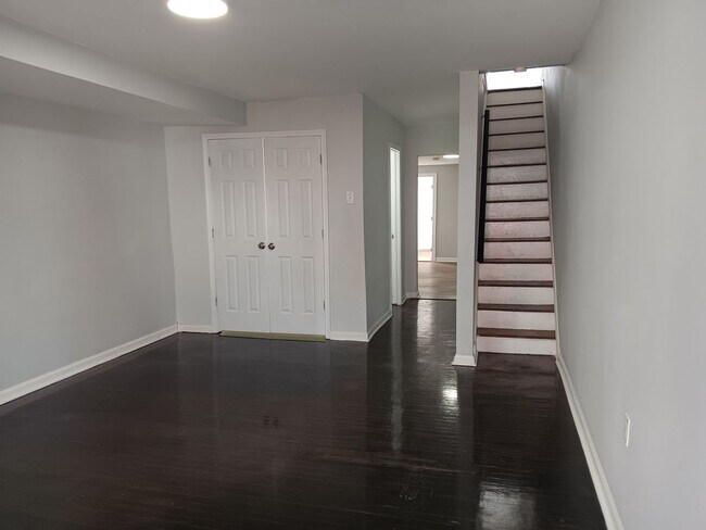 Photo - 1020 Potter St