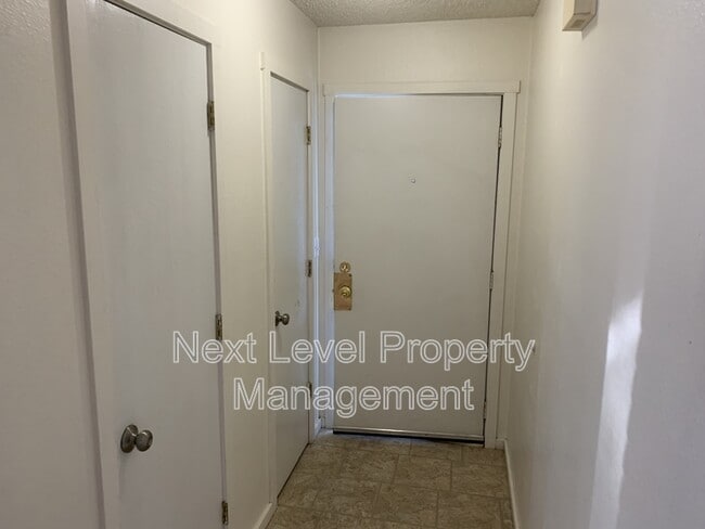 Photo - 171 Rosewood Dr