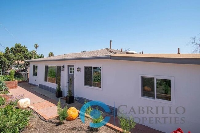 Photo - 6311 Inman St