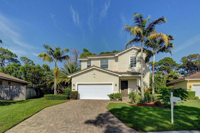 Photo - 495 NE Abaca Way