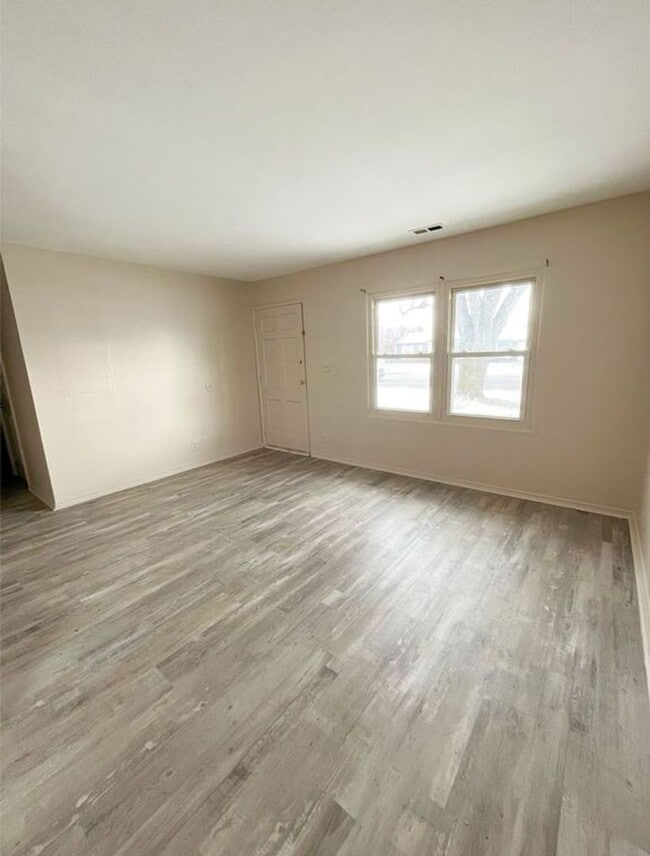 Photo - HOUSE....3 Bedroom 1 Bath