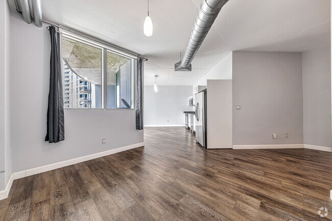 Building Photo - 690 SW 1st Ct Unit 1834 Rental