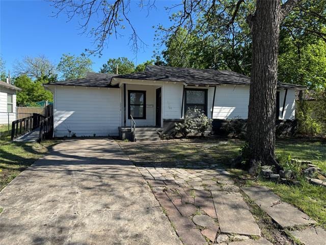 Building Photo - 2218 Farola Dr