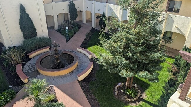 Photo - 3 bedroom 1 bath Unit 742-309