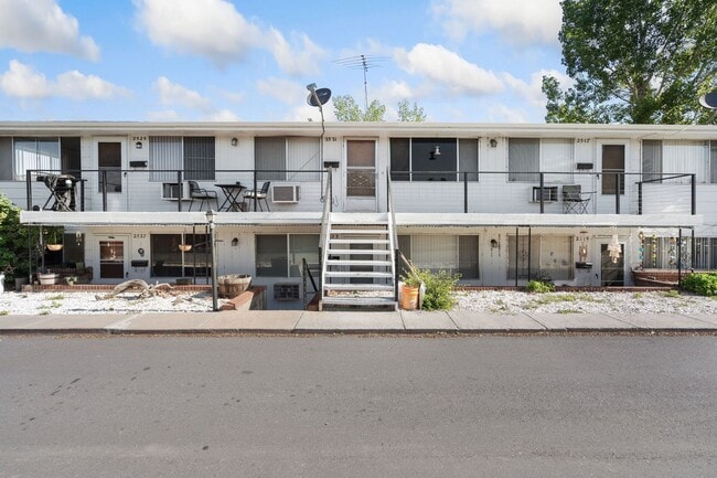 Photo - 2517 N Garfield Ave