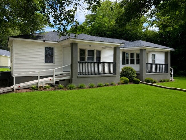 Building Photo - 104 Blake Dairy Rd