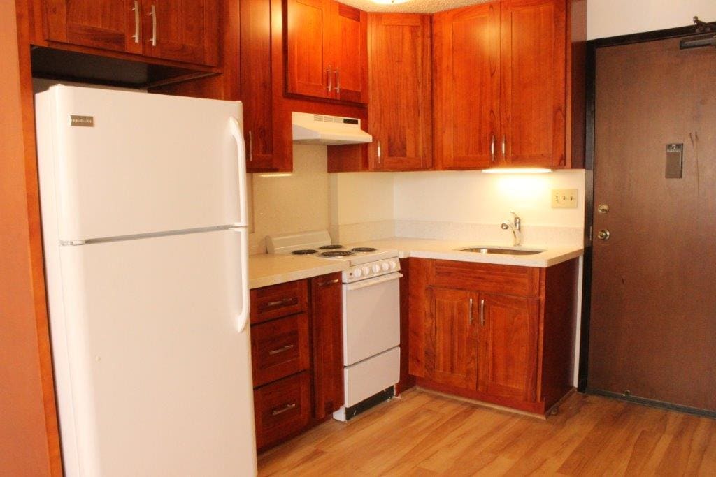 Kapiolani Terrace - Upgraded studio with a... - Kapiolani Terrace - Upgraded studio with a... Condo Unit 821