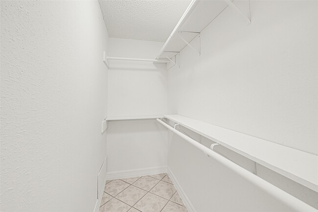 Photo - 9208 Carousel Ln