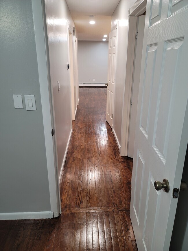 Photo - 390 Platt St