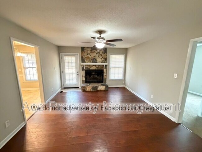 Photo - 6723 Vaughn Rd