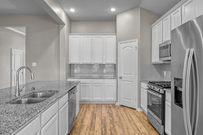 Photo - 11107 Lulu Ln