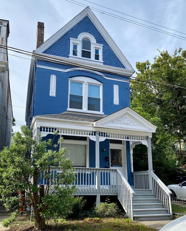 Building Photo - 55 Parker St Unit Single Family