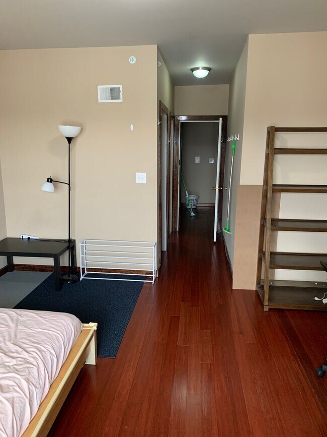 Photo - 672 N 33rd St Unit 2fl & 3fl