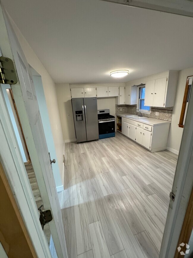 Building Photo - 343 Homecrest Dr Unit Upper