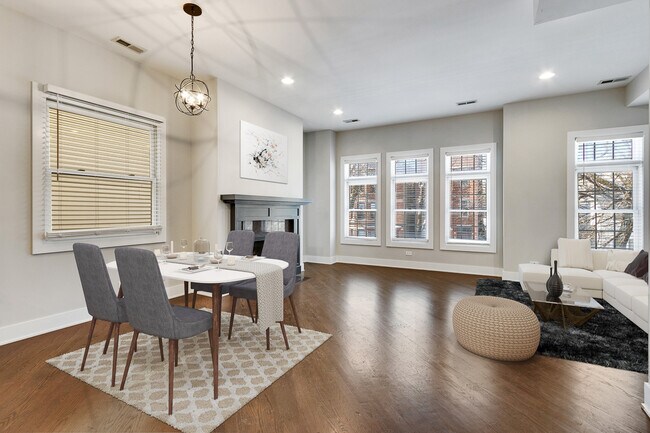 Photo - 2653-2743 N Wayne Ave