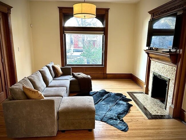 Photo - 1542 N Williams St Unidad A