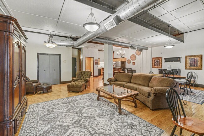 Photo - Gourley Building