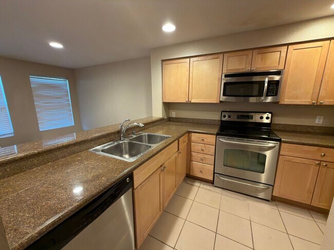 Photo - Cozy Beacon Hill Condo Near Downtown & Light Rail Unit A-104