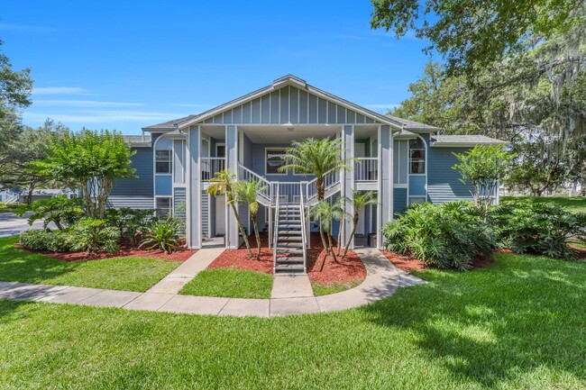 BEAUTIFUL GATED Lake Mary Condo! Ready Jan 1. - BEAUTIFUL GATED Lake Mary Condo! Ready Jan 1. Unit 202