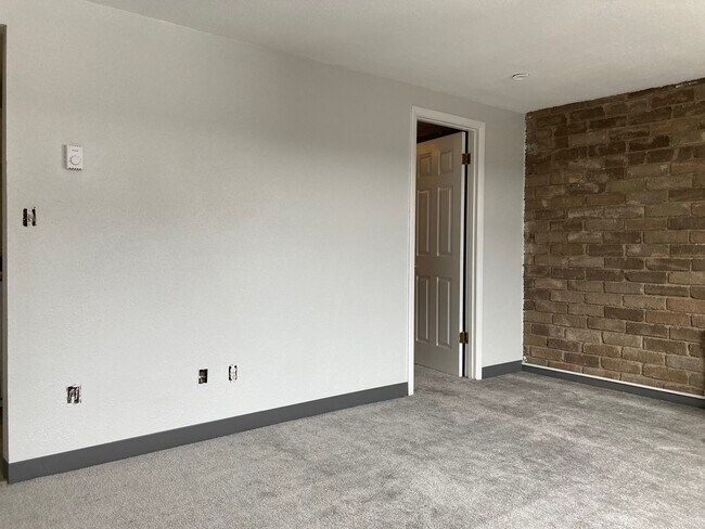 Photo - 503 Kellywood Mnr Unit 503 B