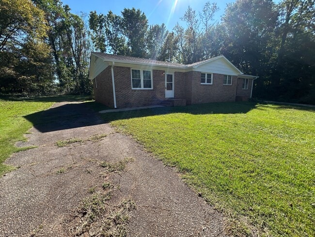 Building Photo - 137-137 Pisgah Dr Unit 137