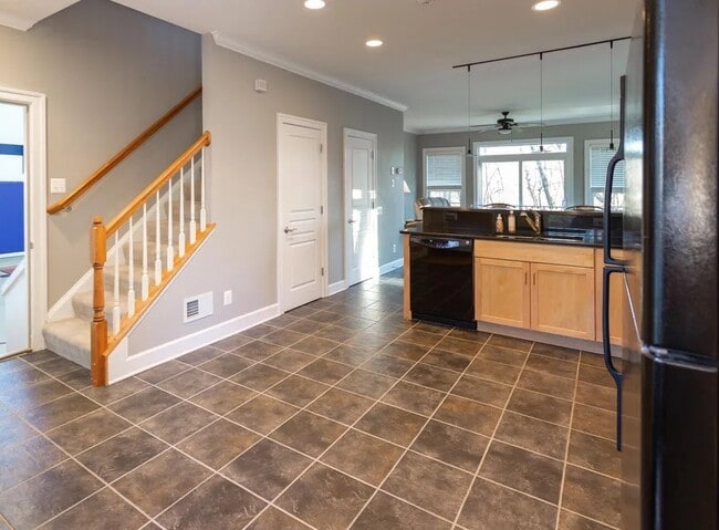 Photo - 41539 Southpaw Pl