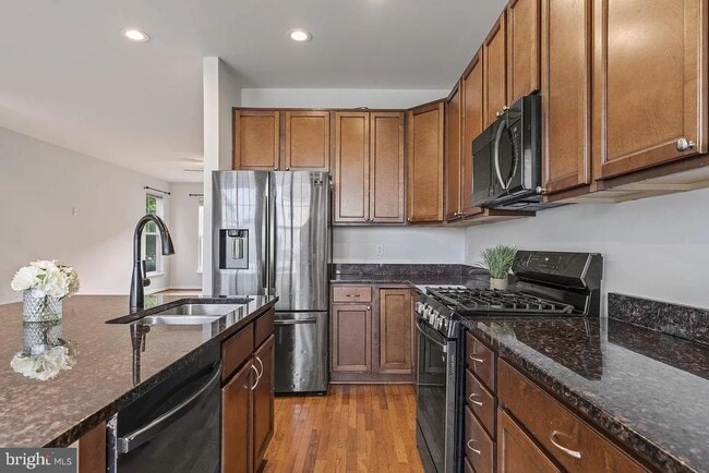 Photo - 11901 Benton Lake Rd