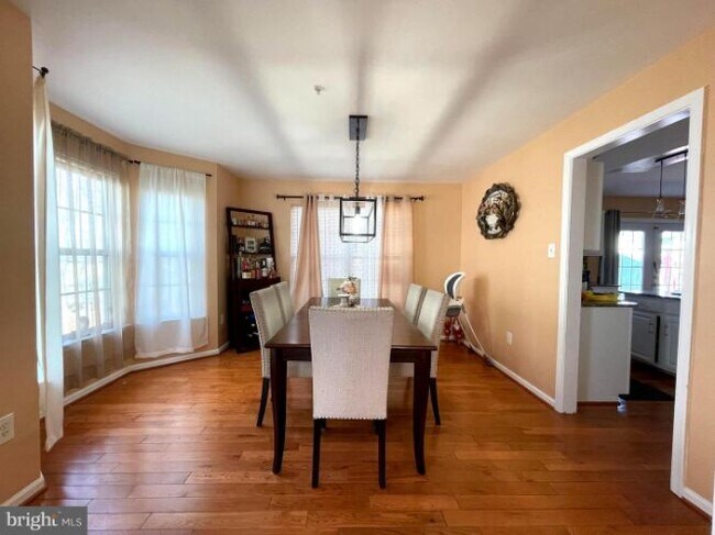 Photo - 7608 Whethersfield Pl