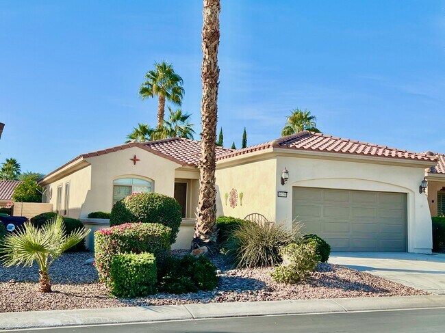 40759 Calle Guapo