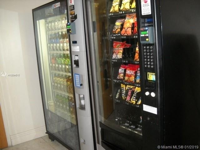 Building Photo - 3901 S Ocean Dr Unit 14E