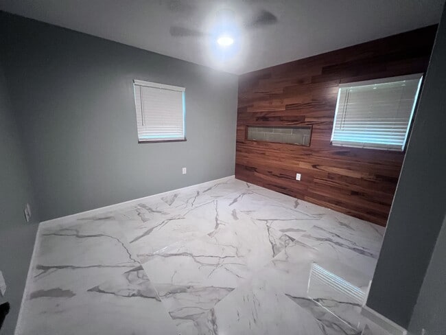 Photo - 3320 NW 24th Ave