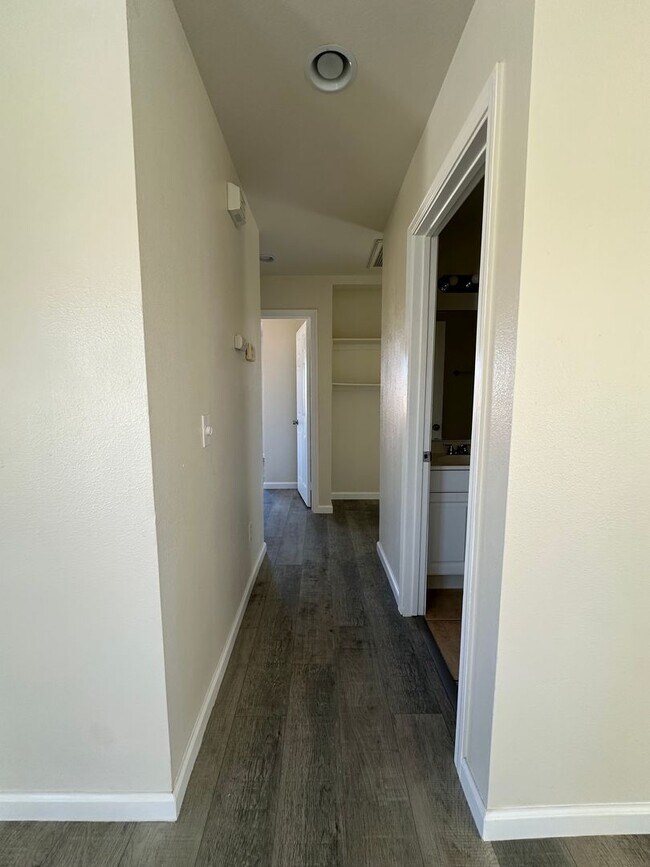 Photo - 61859 Desert Air Rd Unit A