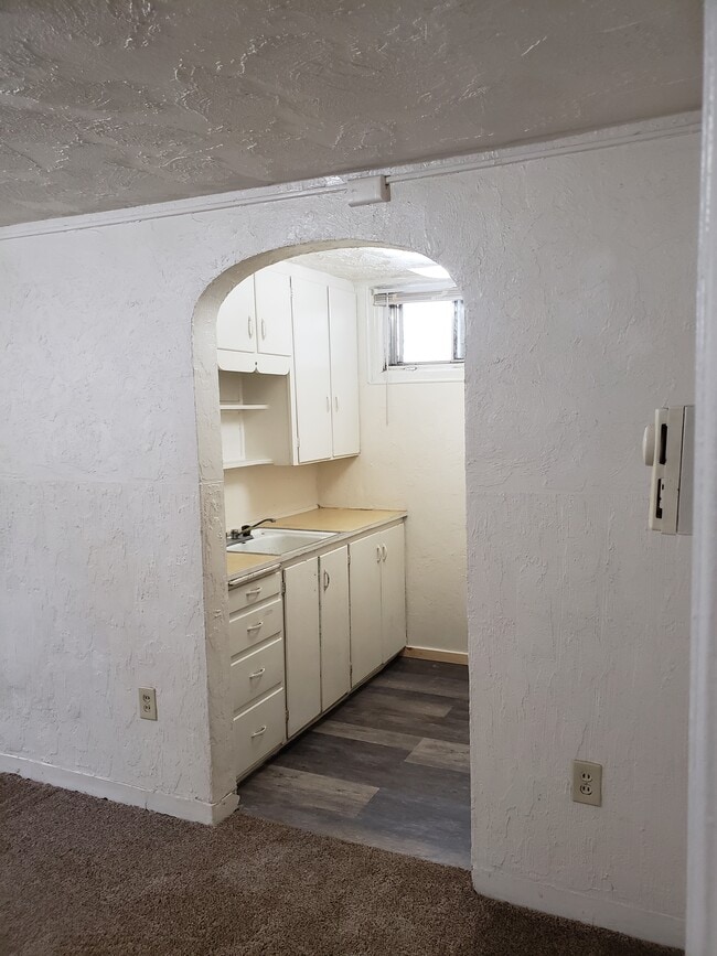 Photo - 219 H St