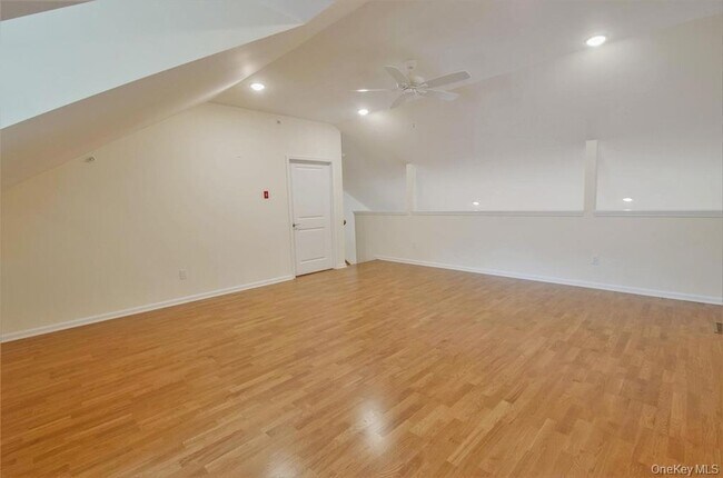 Photo - 260 W Main St Unit 2