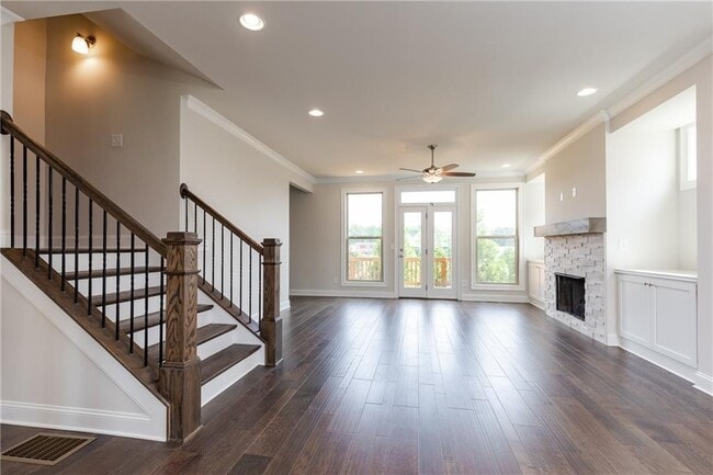 Photo - 7826 Laurel Crest Dr