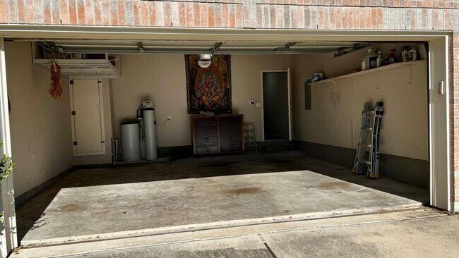 Photo - 114 Ambrose Dr